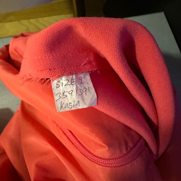 One of a kind BLACK HALO sample jumpsuit size 2 salmon pink orange color RARE! - Picture 2 of 3